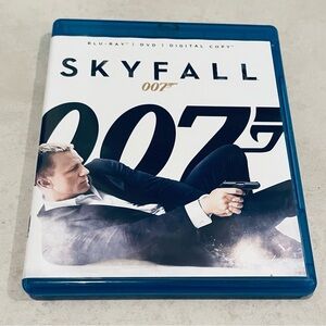James Bond Skyfall Blu-Ray DVD